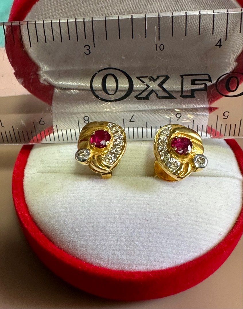 Cellino Ruby Drop Shape Earrings 18K Yellow Gold Clip-Ons