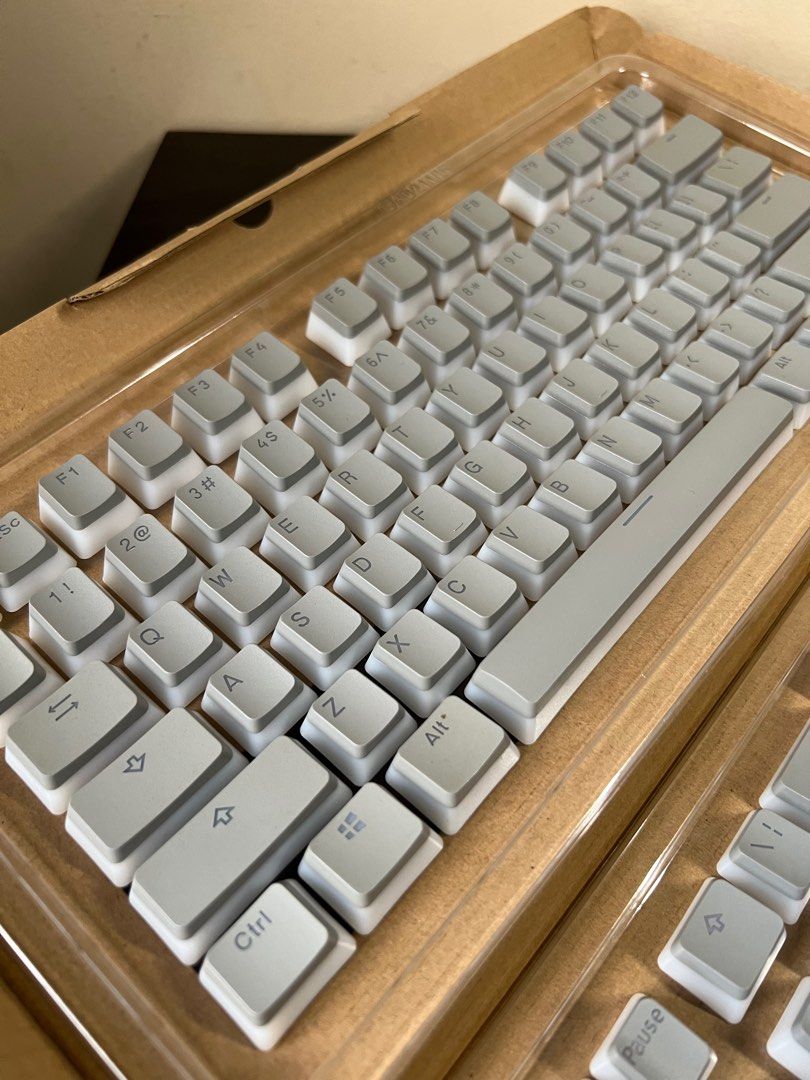 Gray Pudding Keycaps on Carousell