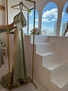 (Category: ) located in . Submitted by secondhandgowns (Listing ID 1247080663, Image 1). Description: .