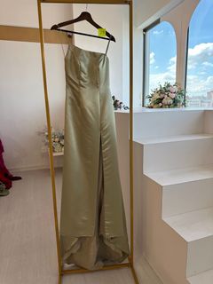 (Category: ) located in . Submitted by secondhandgowns (Listing ID 1247081502, Image 1). Description: .