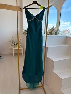 (Category: ) located in . Submitted by secondhandgowns (Listing ID 1247085817, Image 1). Description: .