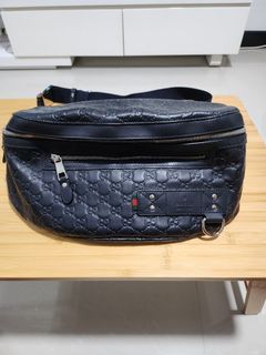Supreme x LV Fanny pack, Men's Fashion, Bags & Wallets on Carousell