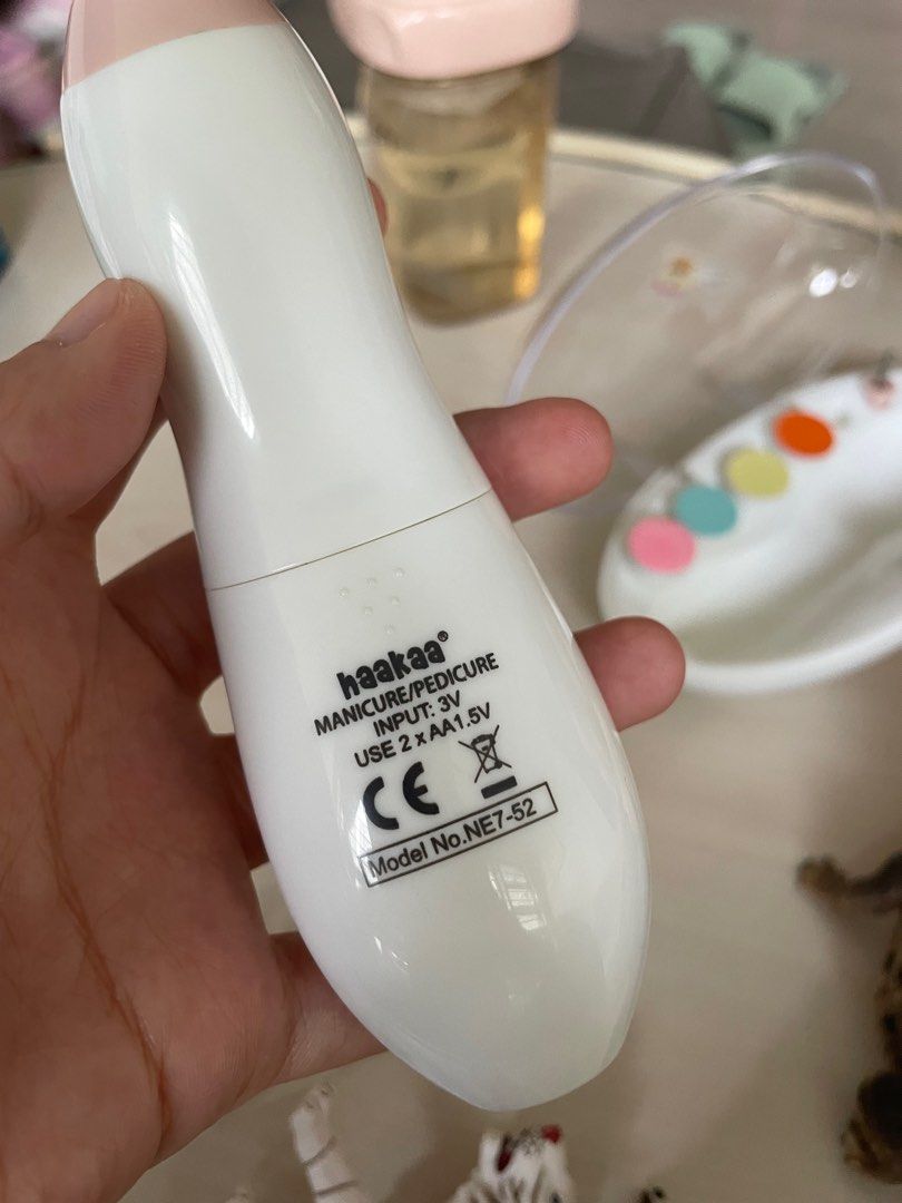 Haakaa nail trimmer, Beauty & Personal Care, Hands & Nails on Carousell