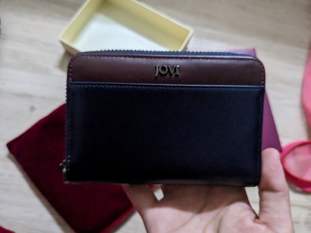 Jovi wallet price clearance