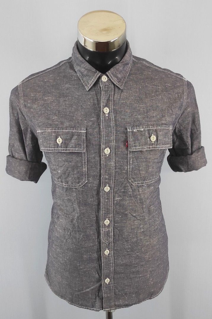 kemeja chambray levis, Luxury, Apparel on Carousell