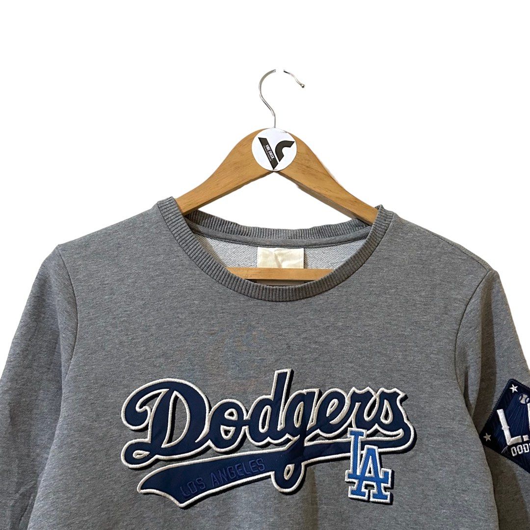 LA Dodgers Gray Sweater, Men's Fashion, Tops & Sets, Hoodies on Carousell
