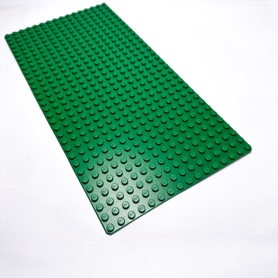 LEGO Sets with Part 3857 Baseplate 16 x 32