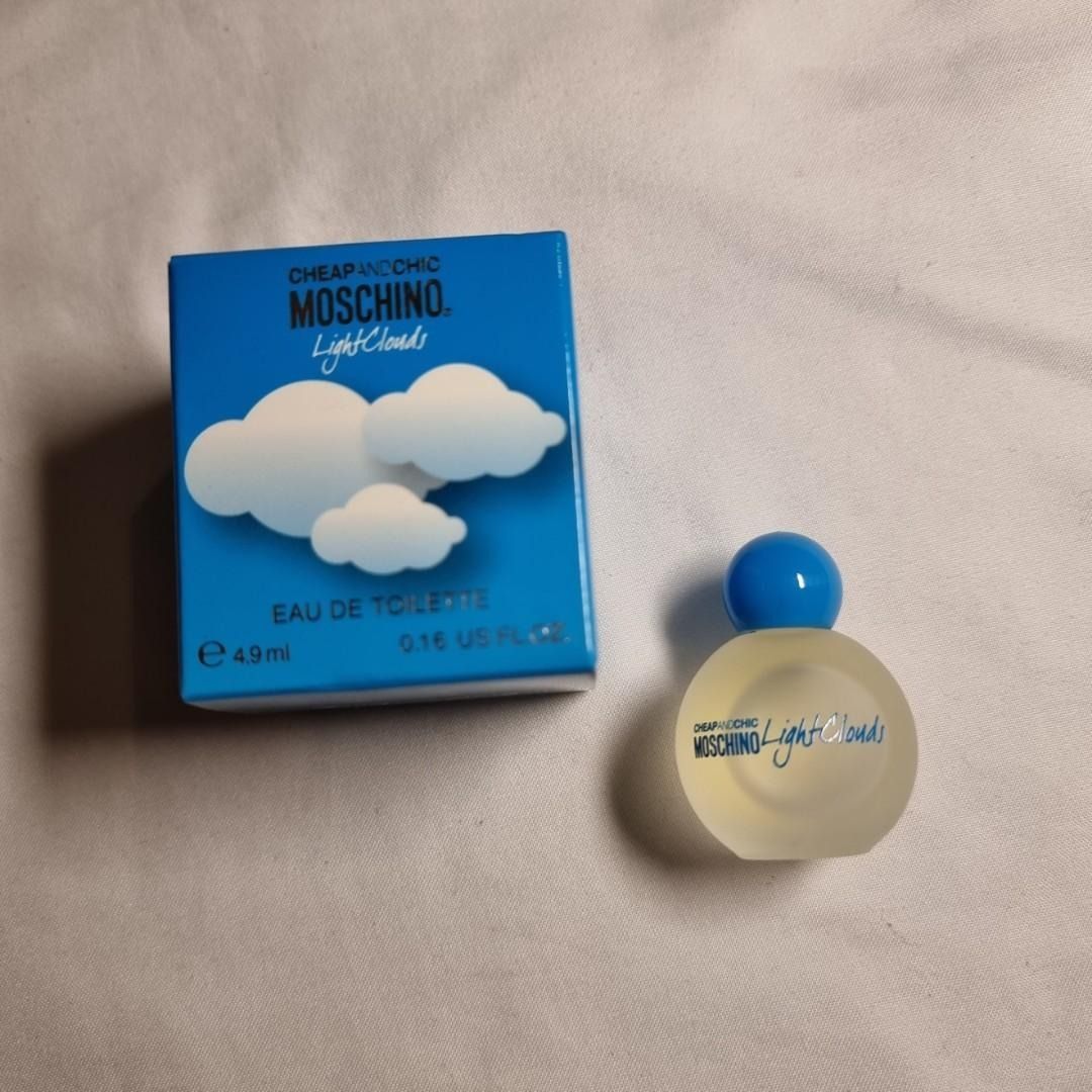 Moschino cloud perfume store