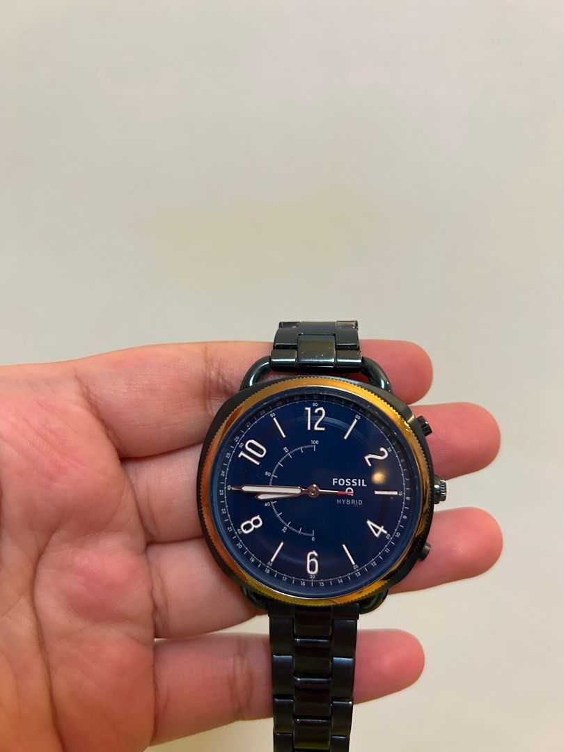 Fossil hotsell new q