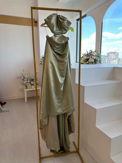 (Category: ) located in . Submitted by secondhandgowns (Listing ID 1247082778, Image 1). Description: .