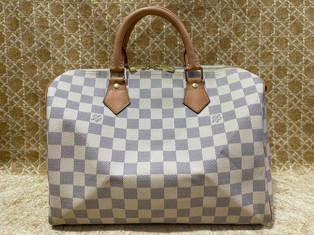 louis vuitton bando 30 (Category: Luxury Bags & Wallets) located in Calamba. Submitted by thriftingoverload (Listing ID 1246966399, Image 2). Description: plus shipping fee.