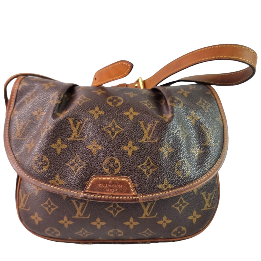 Louis Vuitton Bagatelle GM, Luxury, Bags & Wallets on Carousell