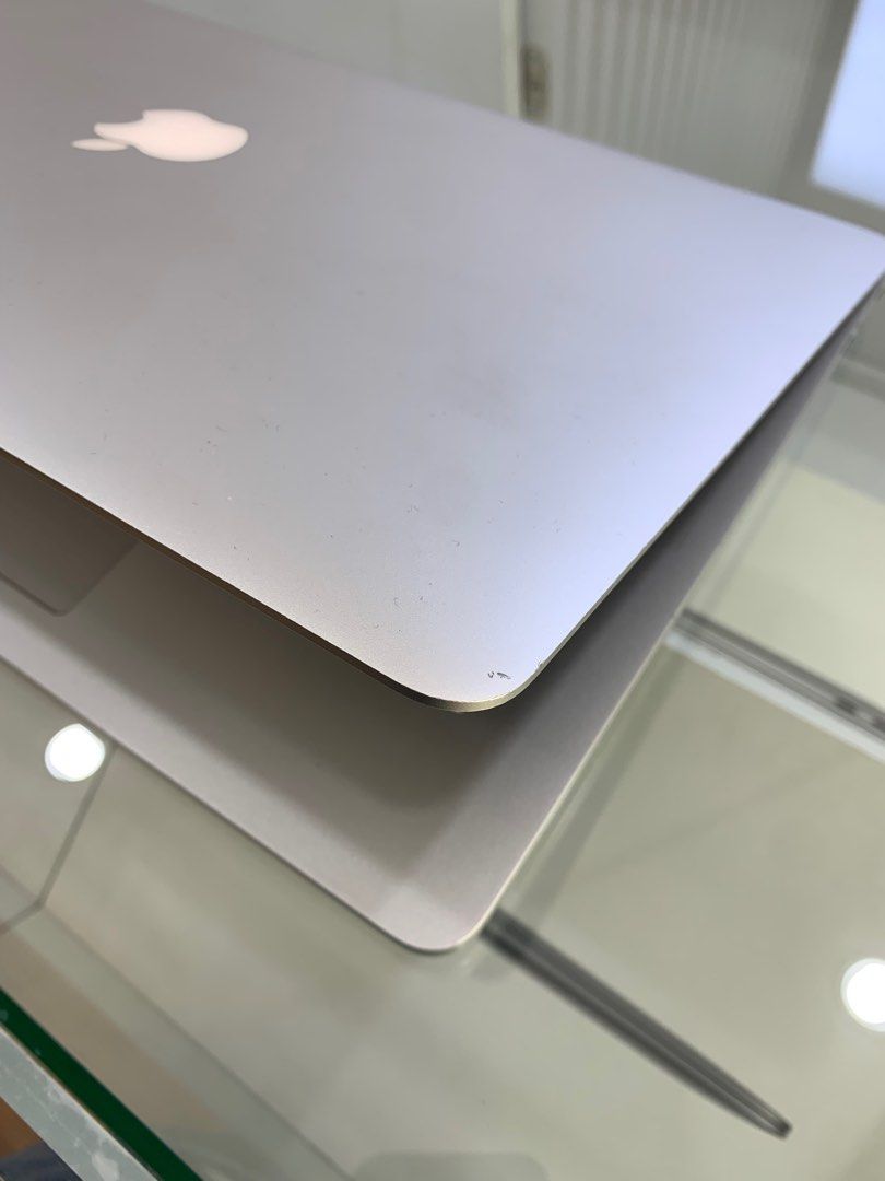 Macbook pro 15inch Mid 2015 Ram 16/1TB