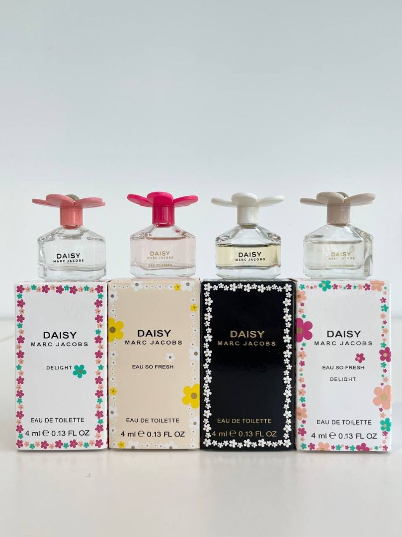 Daisy miniatures collection by marc hotsell jacobs