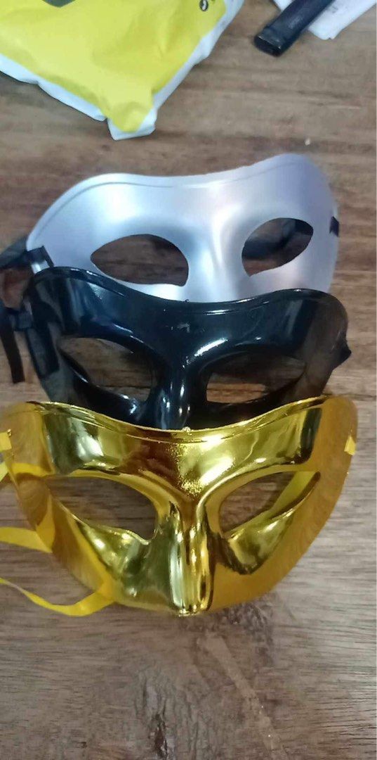 Masquerade mask (Category: Face Masks & Face Shields) located in Pasay City. Submitted by shirley.manacsa (Listing ID 1247037218, Image 1). Description: .