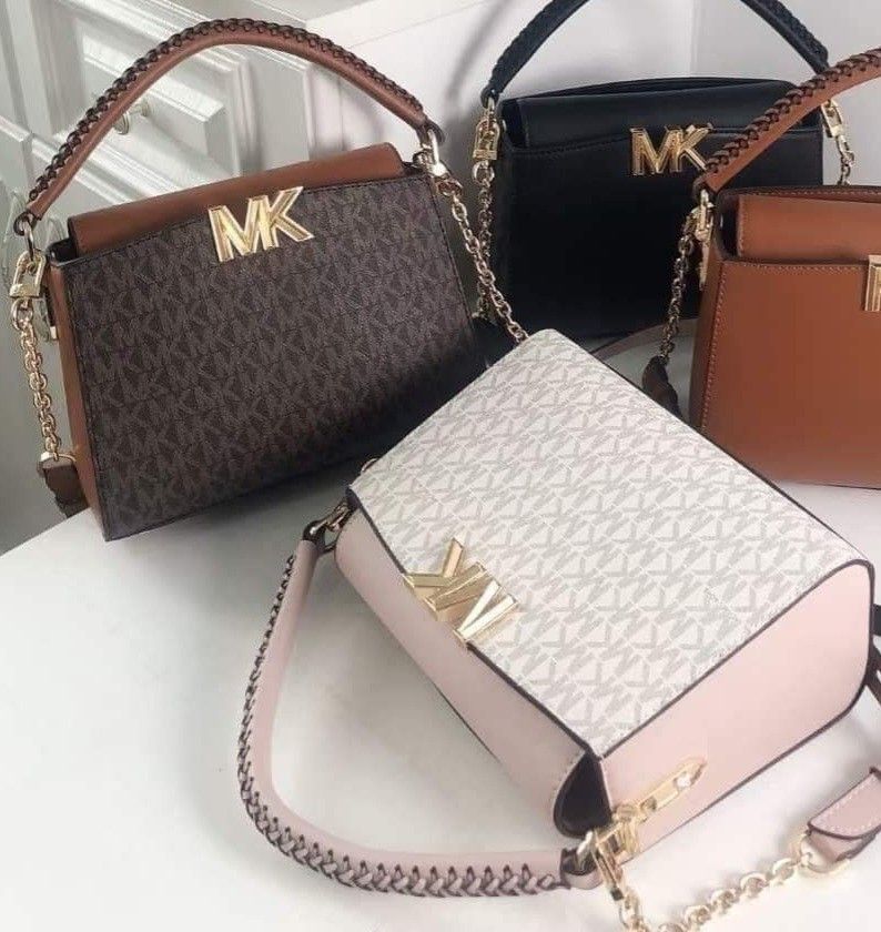 Michael Kors Mini Sling Bag (preloved), Women's Fashion, Bags & Wallets,  Cross-body Bags on Carousell