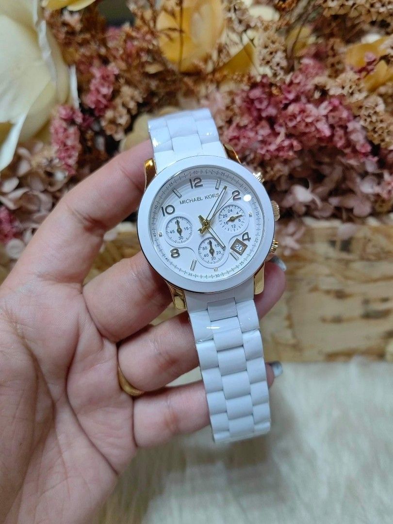 White mk store watch