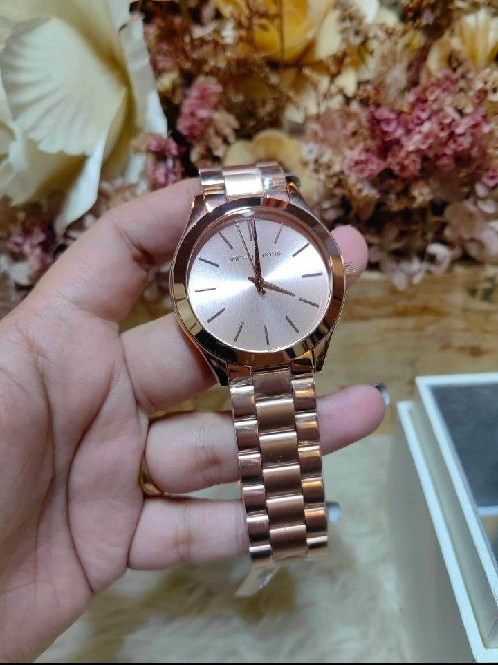 Michael kors mini slim deals