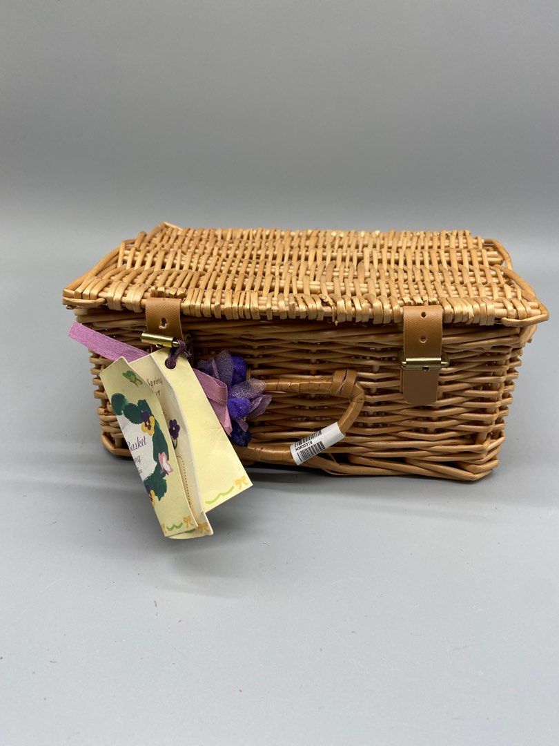 Mini picnic basket *RM00319, Hobbies & Toys, Stationery & Craft