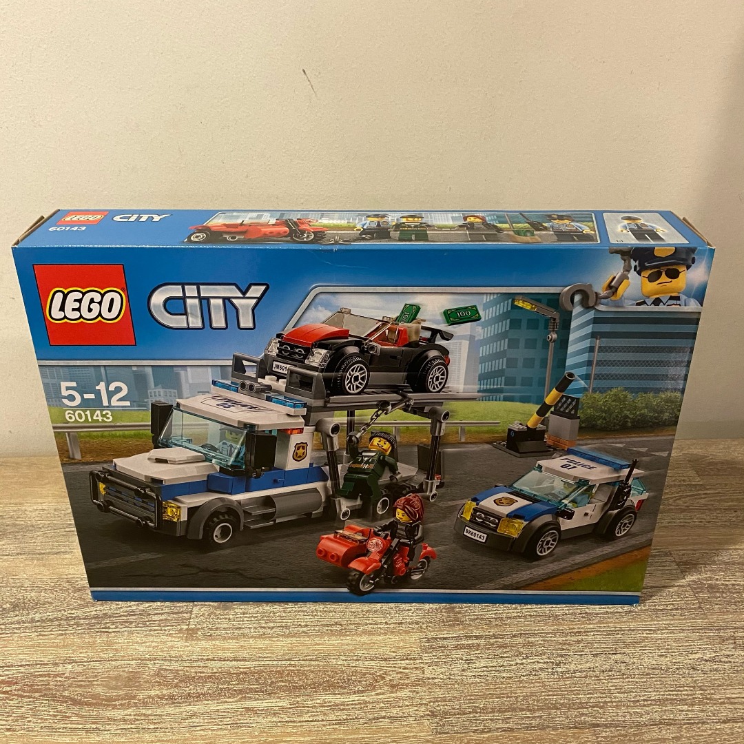 Lego city police auto transport heist 60143 store