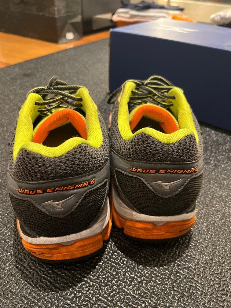 Mizuno wave enigma online 8