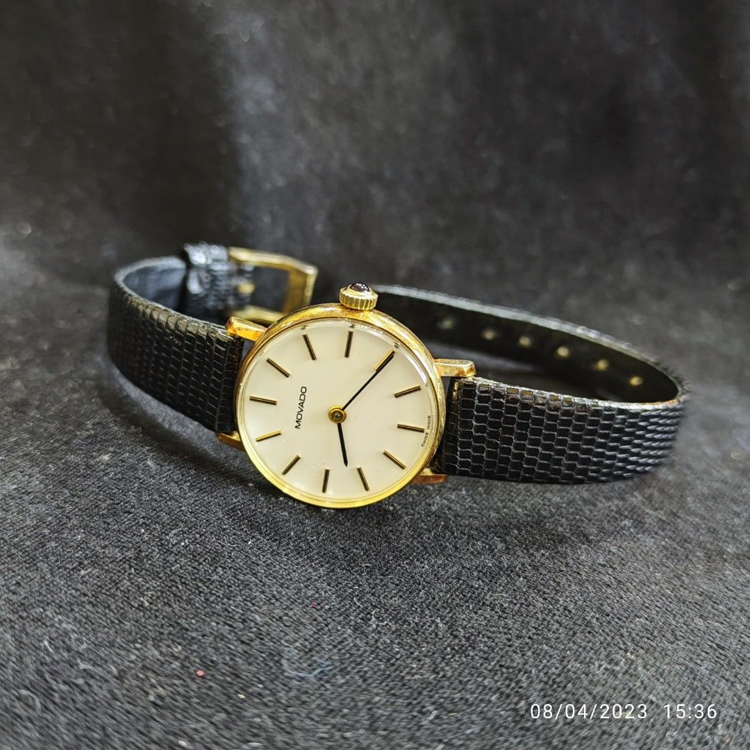 White dial outlet gold watch