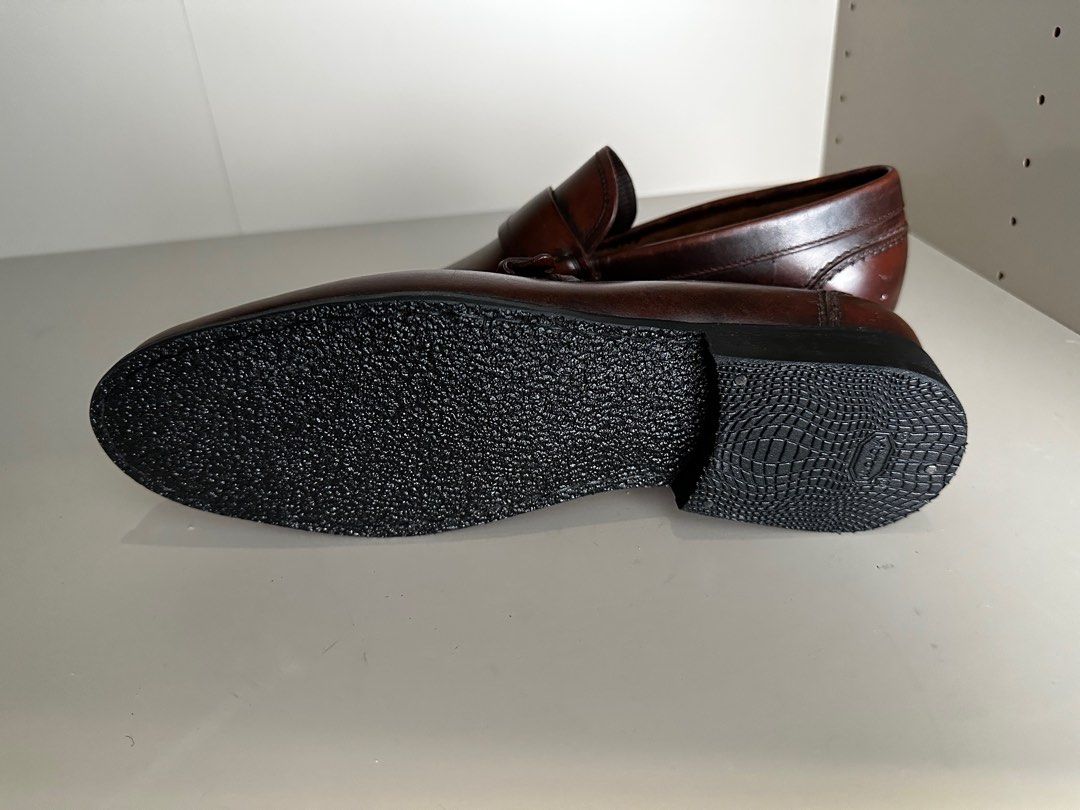 Used salvatore on sale ferragamo mens shoes