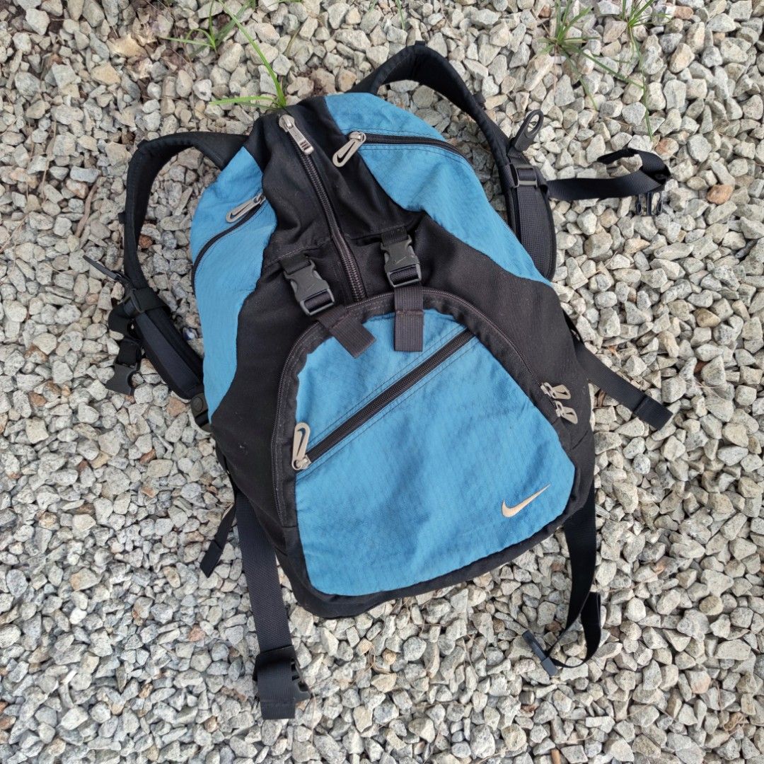 Nike hydration sales backpack