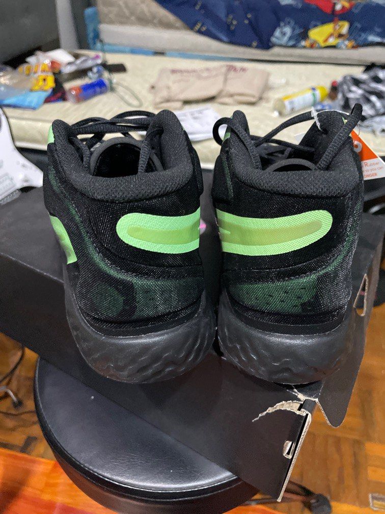 Nike zoom top trey 5