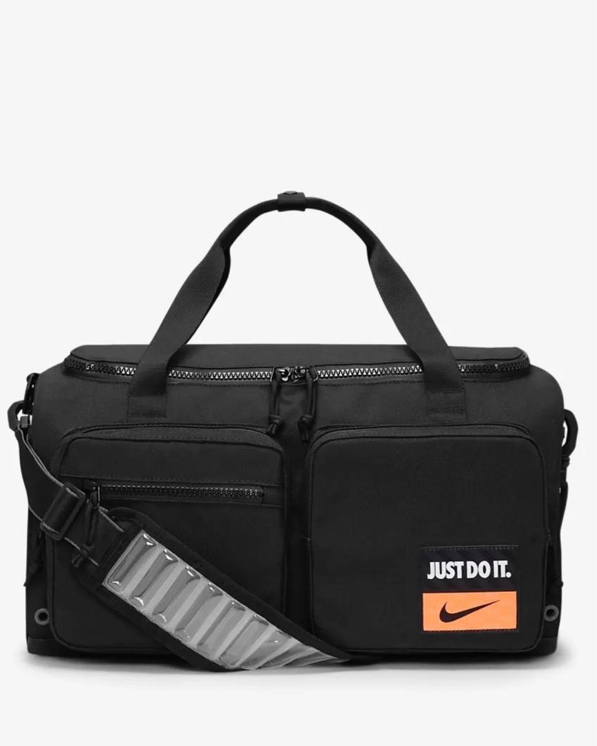 NIKE UTILITY POWER TRAINING DUFFEL BAG 21L Men s Fashion Bags
