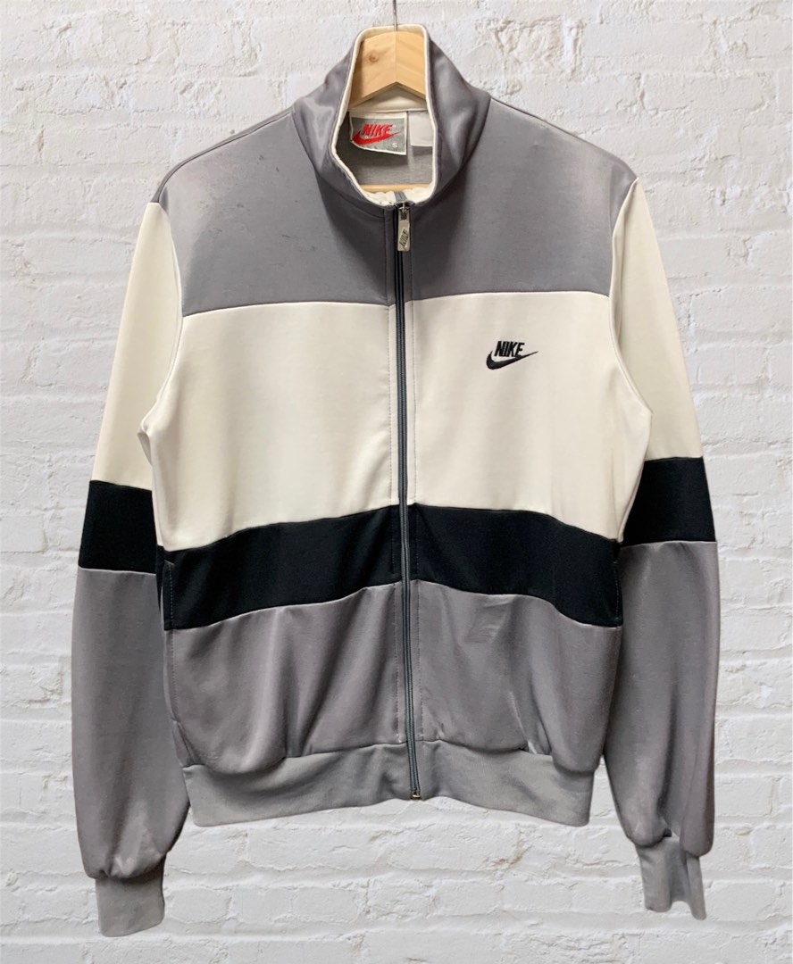 Nike sales chariot grey