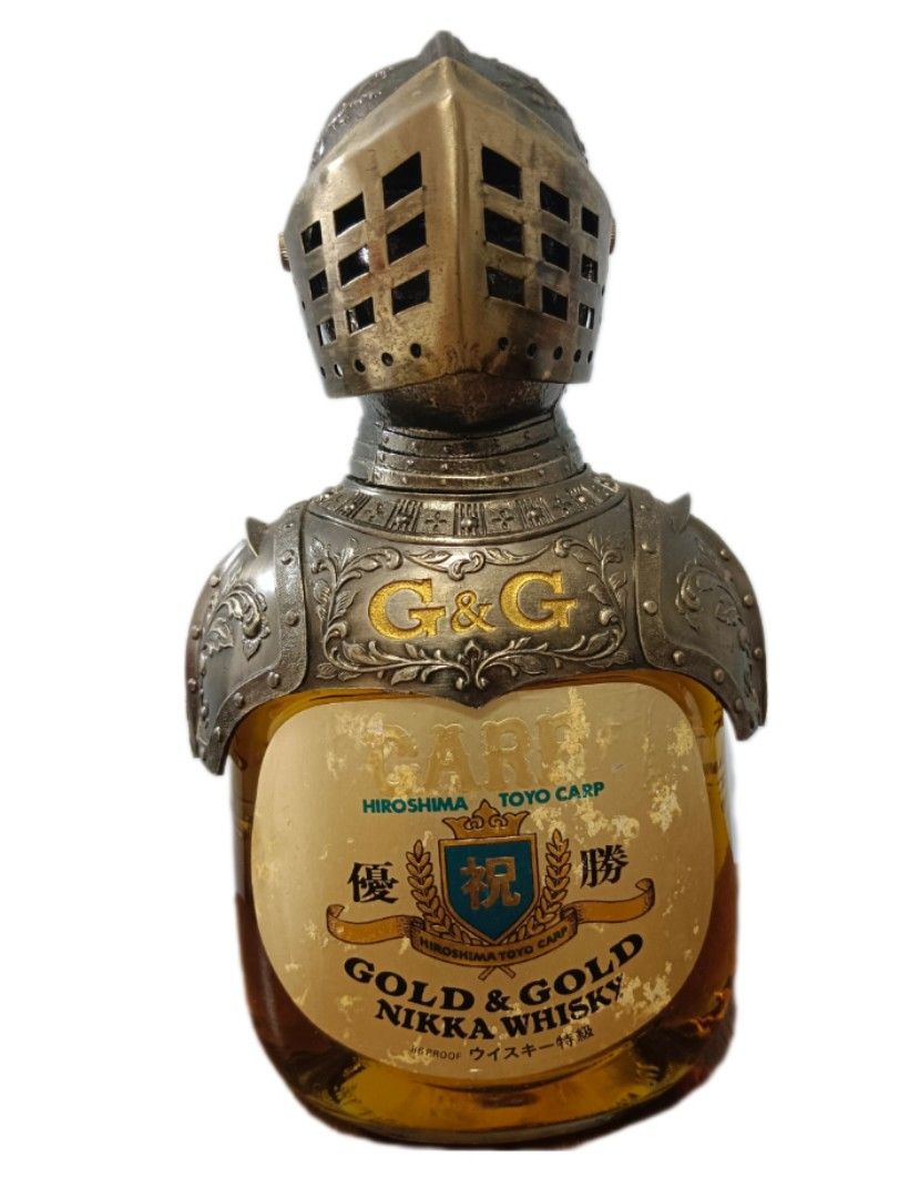 Nikka Whisky Gold & Gold 79年優勝紀念武士頭西洋武士760ml, 嘢食& 嘢