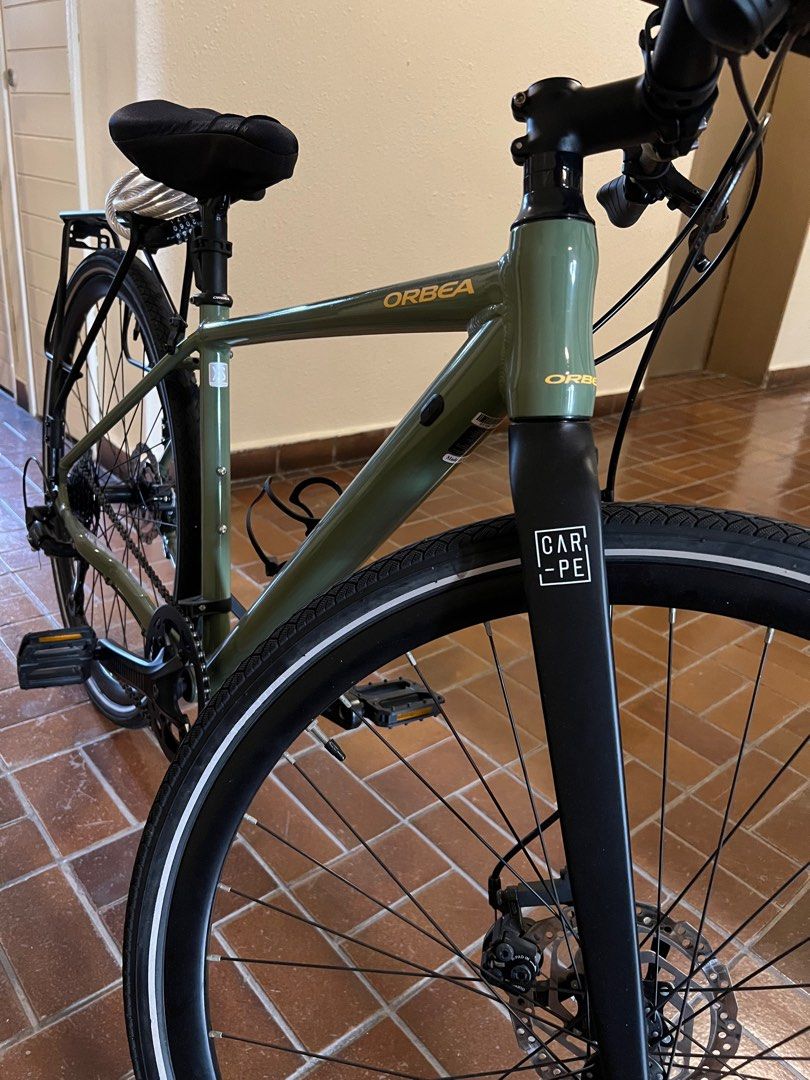 Hybrid bike xs hot sale frame