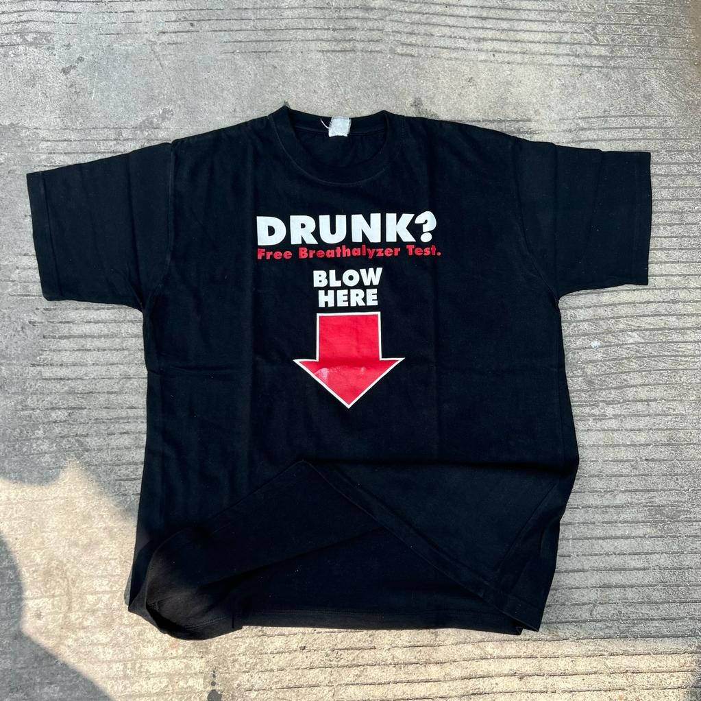 Parody Porn Drunk, Blow Here Sus TShirt, Fesyen Pria, Pakaian , Atasan