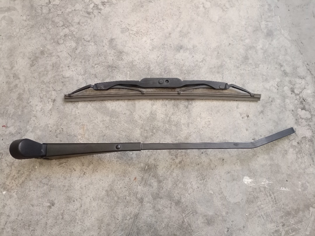 Perodua Kelisa 1st Gen Rear Wiper Arm, Auto Accessories on Carousell