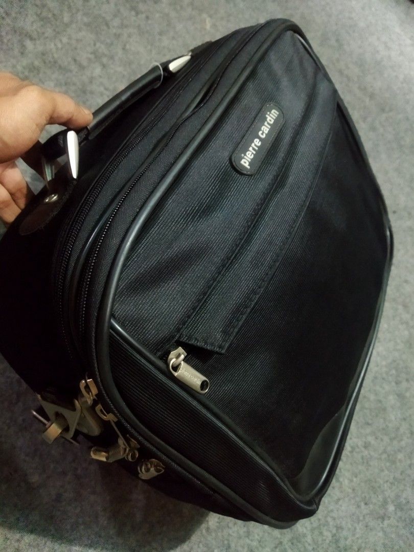 Pierre Cardin Briefcase Original, Barang Mewah, Tas & Dompet di Carousell