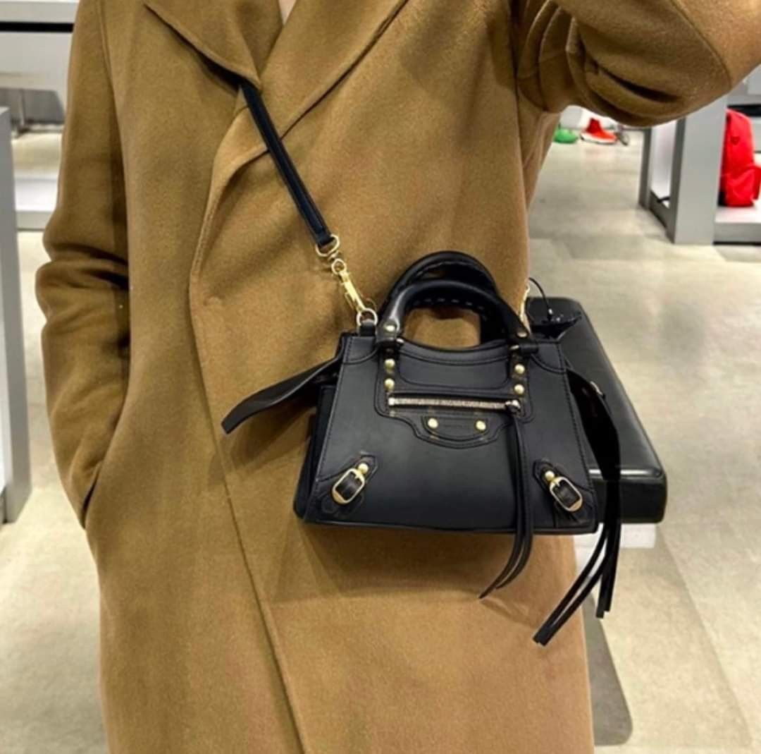 PRE order.balenciaga NANO (Category: Luxury Bags & Wallets) located in Cabadbaran. Submitted by luxurysourcedbyjinx (Listing ID 1246941292, Image 1). Description: complete.