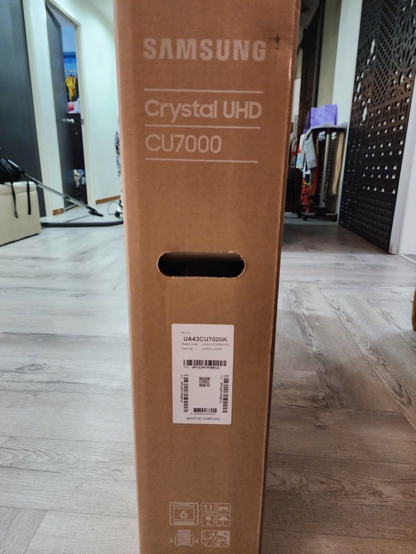Samsung Crystal UHD CU7000 TV, TV & Home Appliances, TV & Entertainment ...