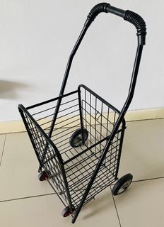 Shopping trolley