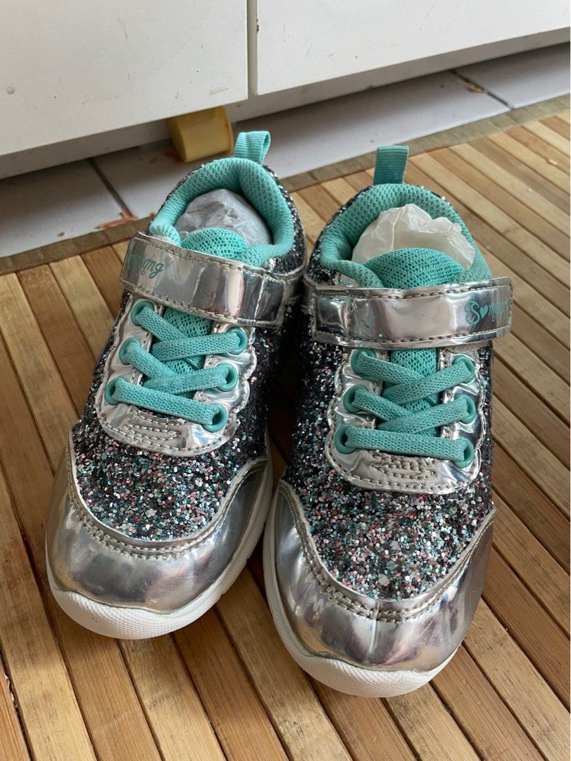 Little girl online glitter sneakers