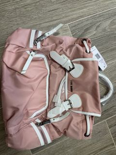 （分類：）位於 。 由 janicekitty 提交（商品編號 1247036850，圖片 1）。簡介： 。