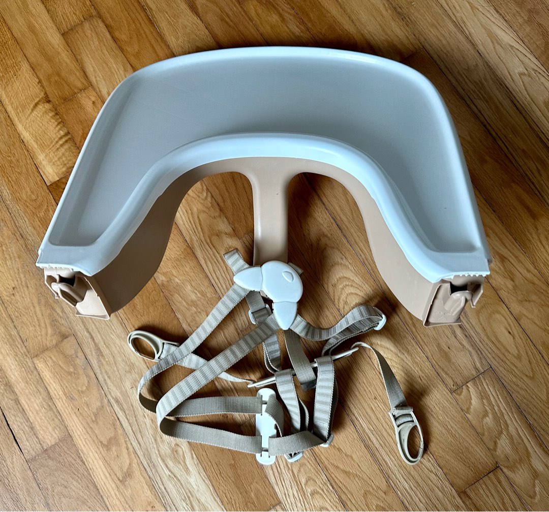 Stokke tripp trapp harness and tray, Babies & Kids, Nursing & Feeding, Baby High Chairs on Carousell