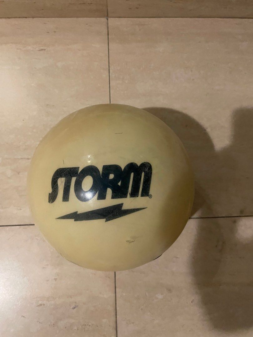 Storm Clear Spare Ball 14 lbs Bowling Ball , Sports Equipment, Sports & Games, Billiards
