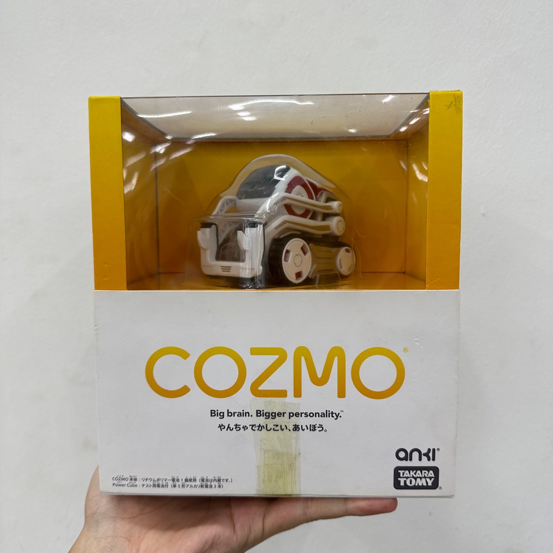Takara tomy cozmo top