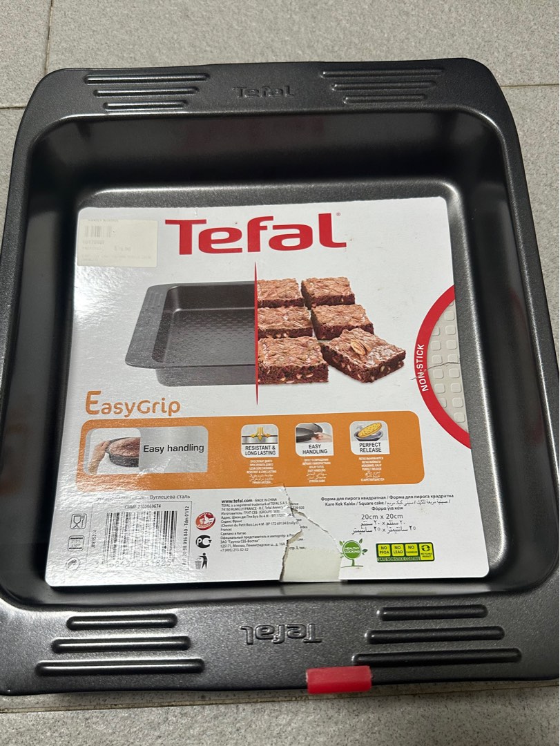 Tefal non stick easy grip baking tray, Furniture & Home Living