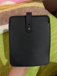 The Reading Queue Kindle Paperwhite 5 11th Generation Strapped Sleeve Case in Black