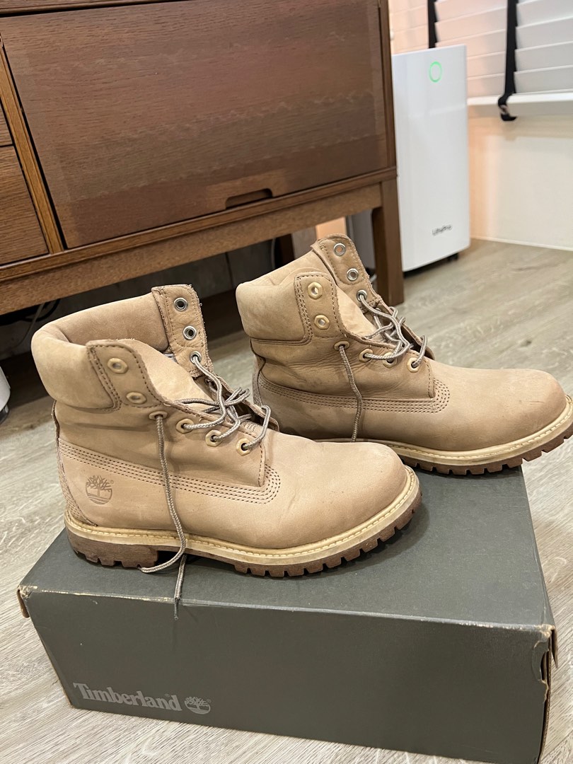 Timberland boots on sale size 4 womens