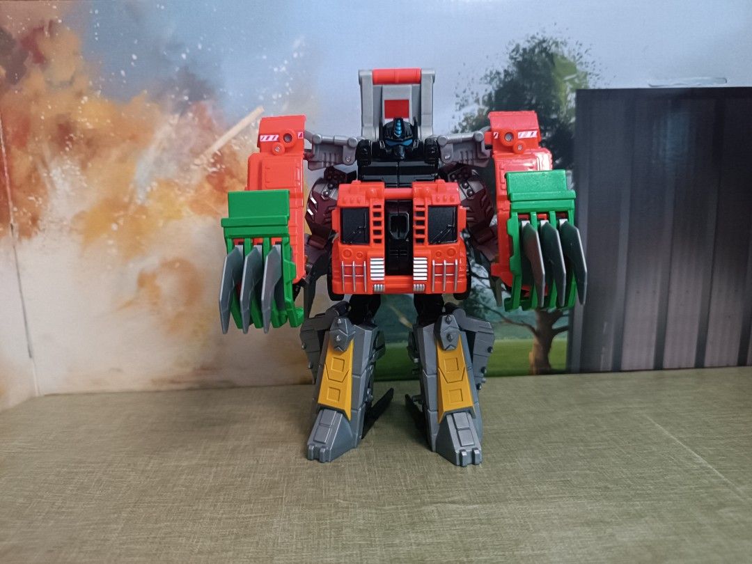 Spark toys shop grimlock