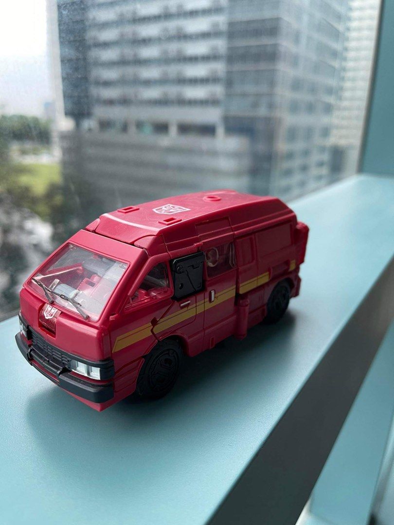 Transformers Earthrise Ironhide (Category: Action & Battle Toys) located in Makati City. Submitted by primestuff (Listing ID 1246959709, Image 2). Description: No box. Like New. These are all from my son’s Collection- Part of his collection but need to let go. All for display lang. Toys were simply removed from the box, transformed to both modes then displayed in his room. WFC- War for Cybertron MOP- GCash/BPI Delivery can be arranged via Lalamov