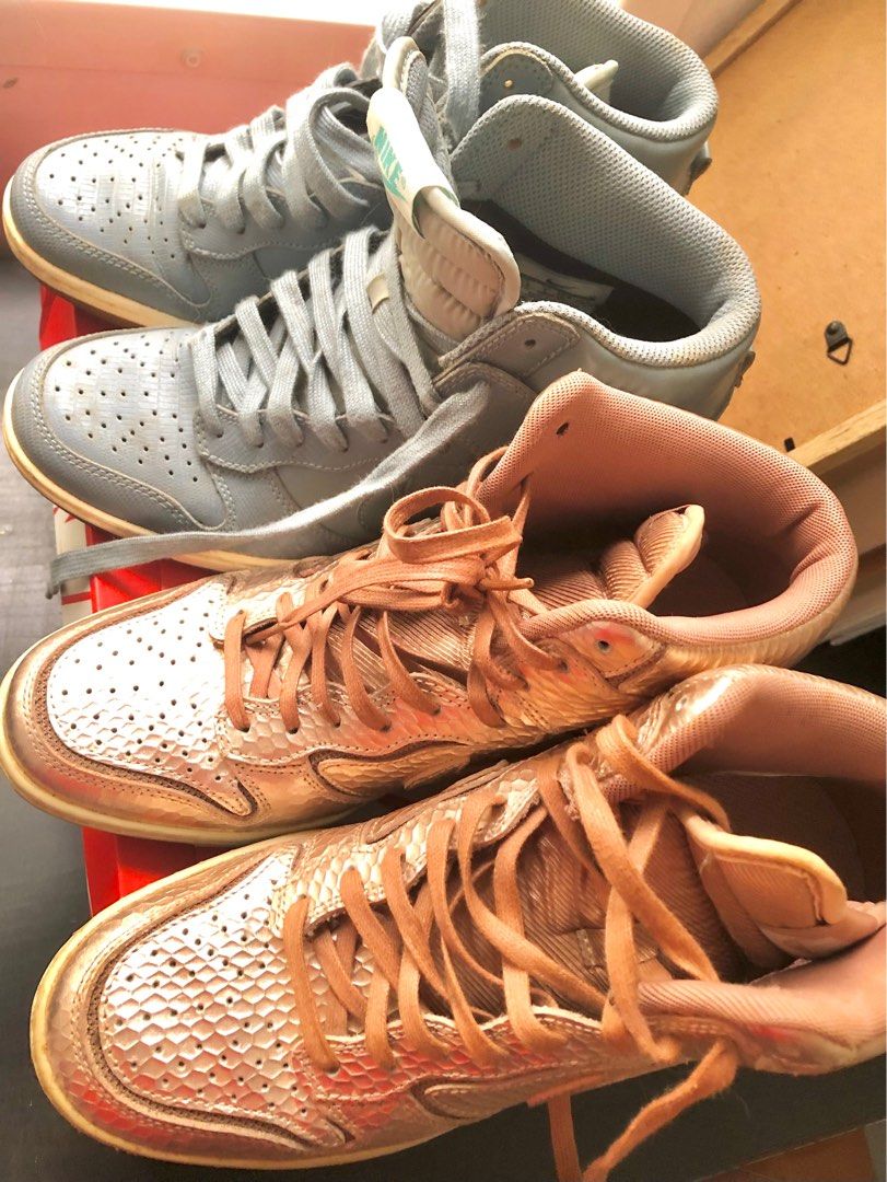 Grey and rose top gold nike shoes